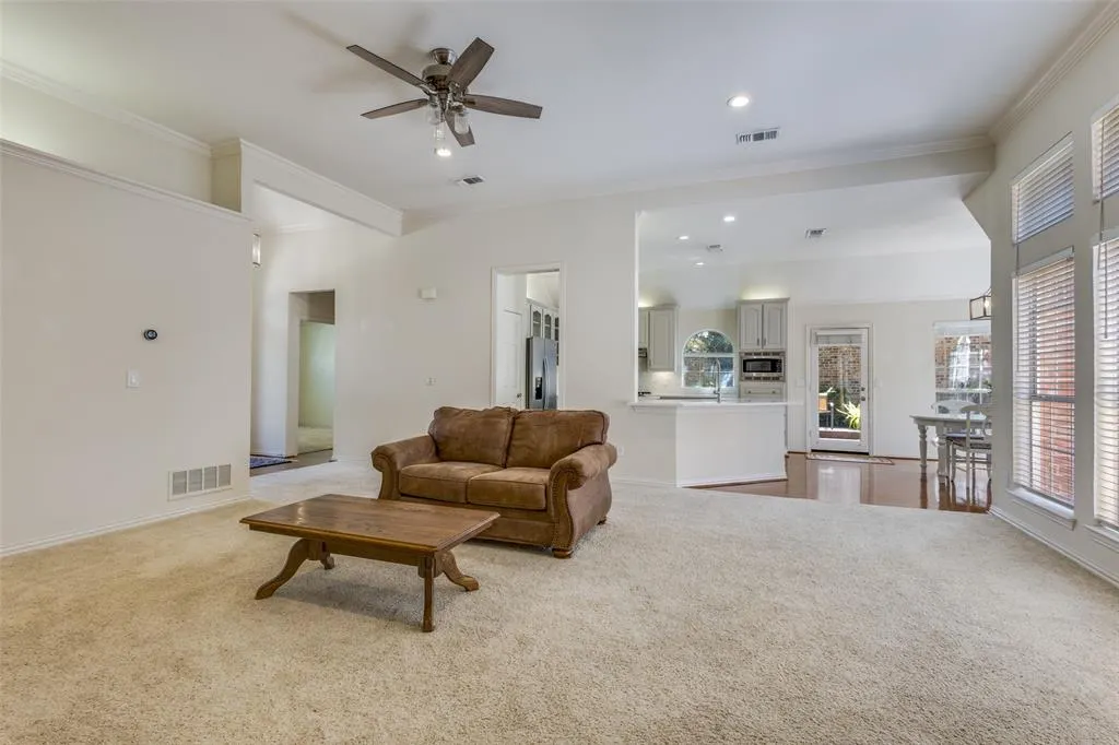 5929 La Cumbre Drive
