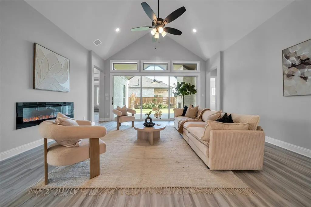 2309 Red Tailed Hawk Lane