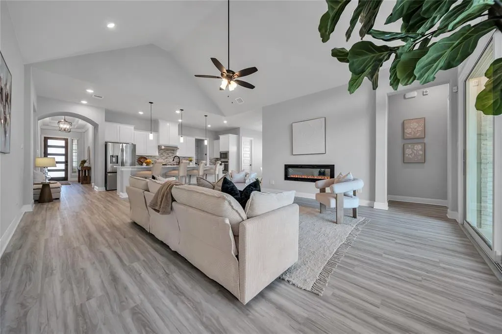 2309 Red Tailed Hawk Lane
