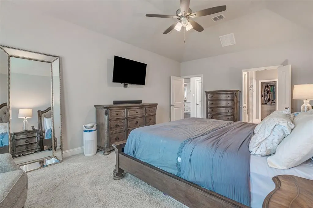 8516 Backwater Bay Cove