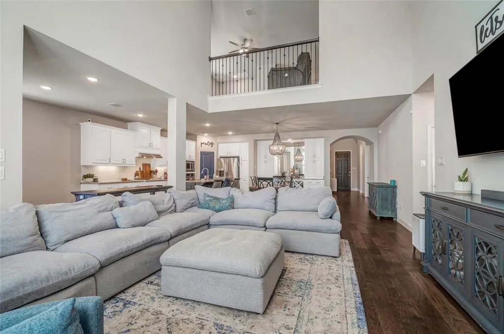 8516 Backwater Bay Cove