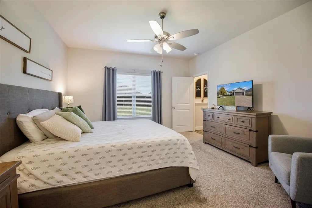 2813 Diamondback Drive