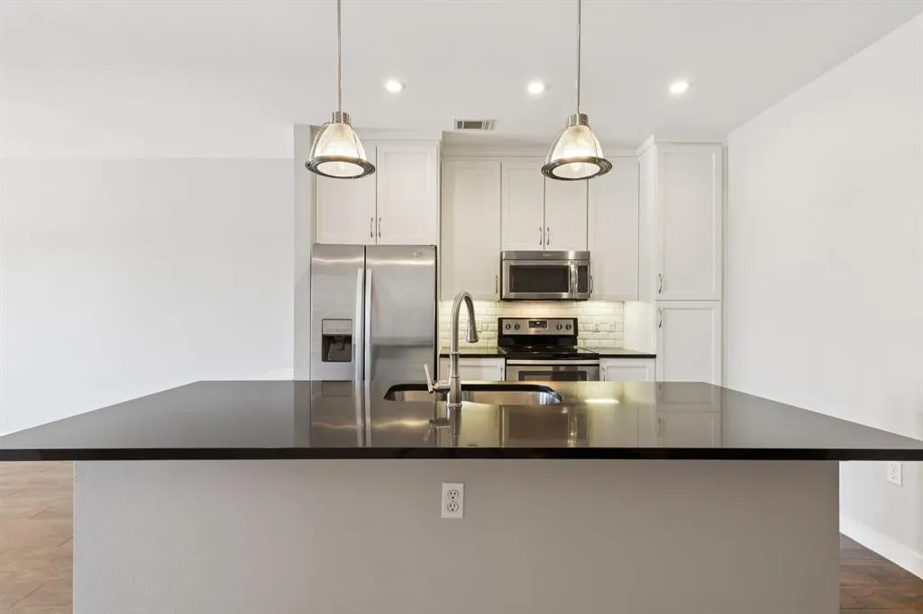 5609 Smu Boulevard, #505