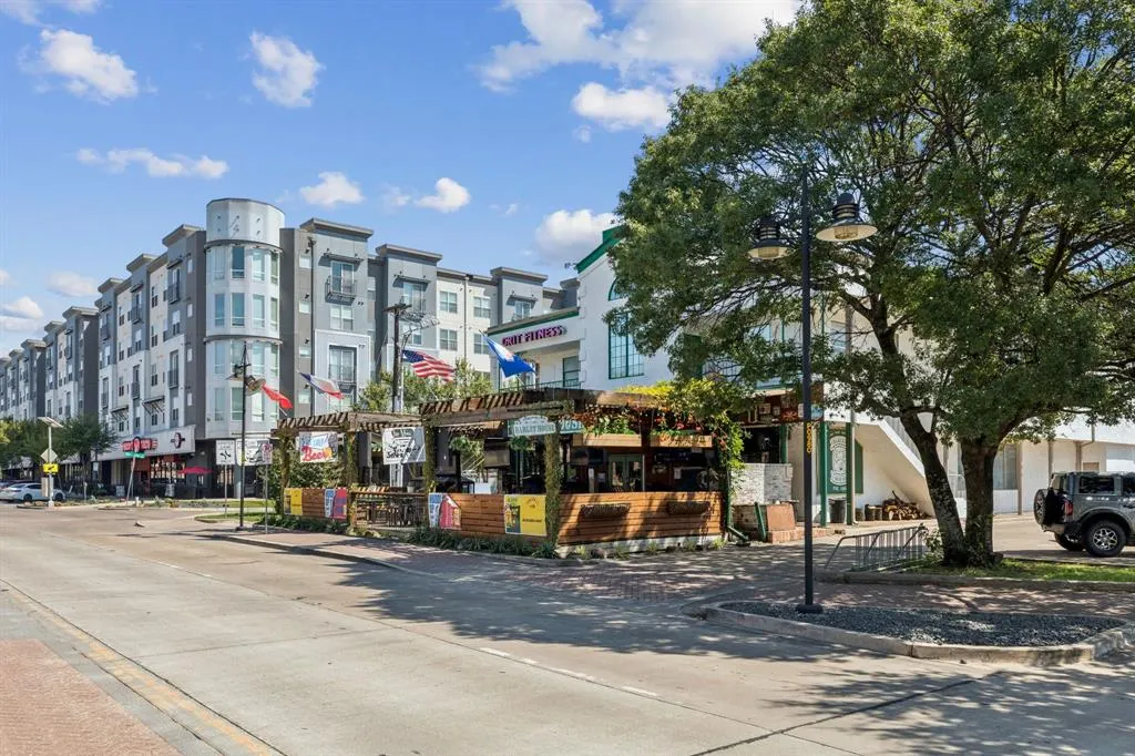 5609 Smu Boulevard, #505