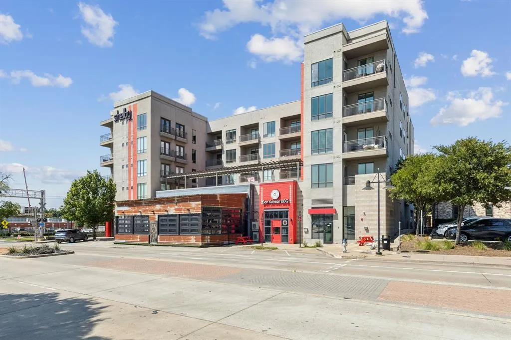 5609 Smu Boulevard, #505