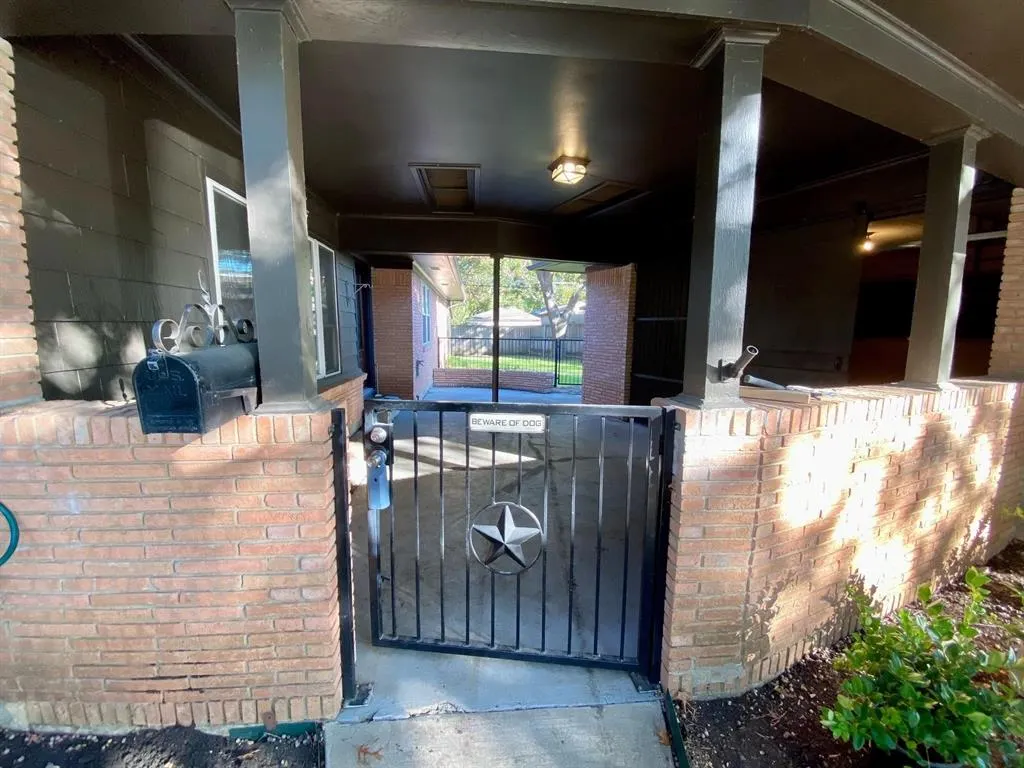 7120 Dalewood Lane