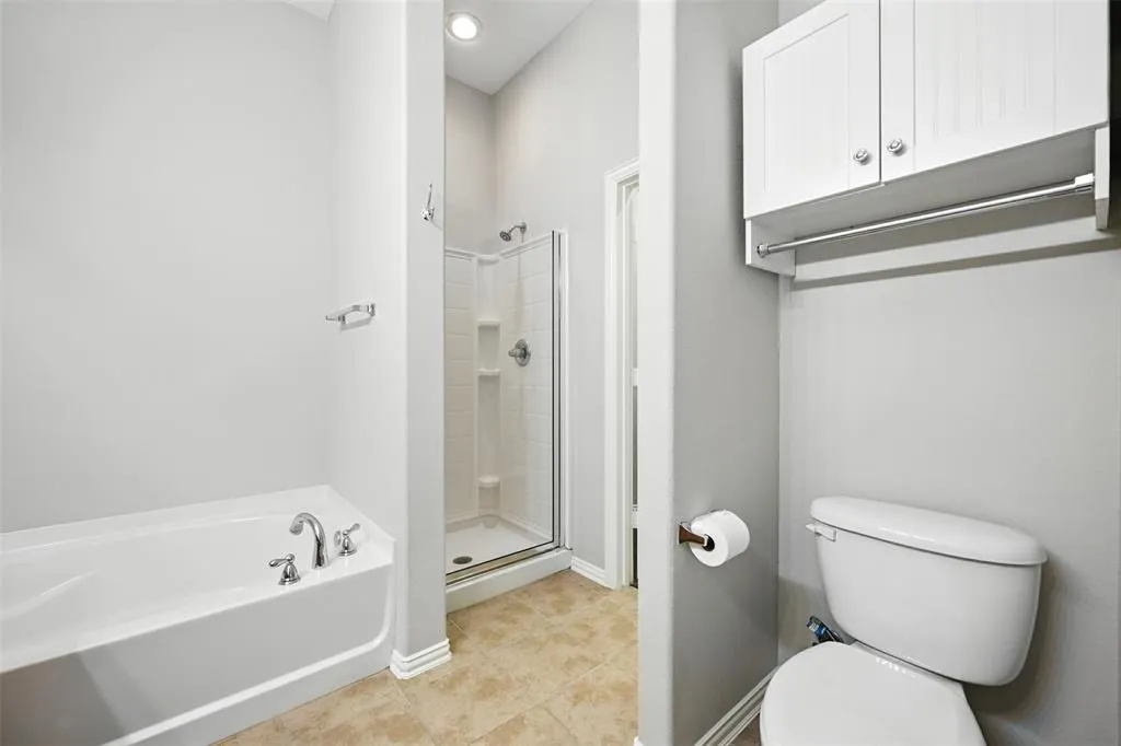 2217 Kingsdale Court