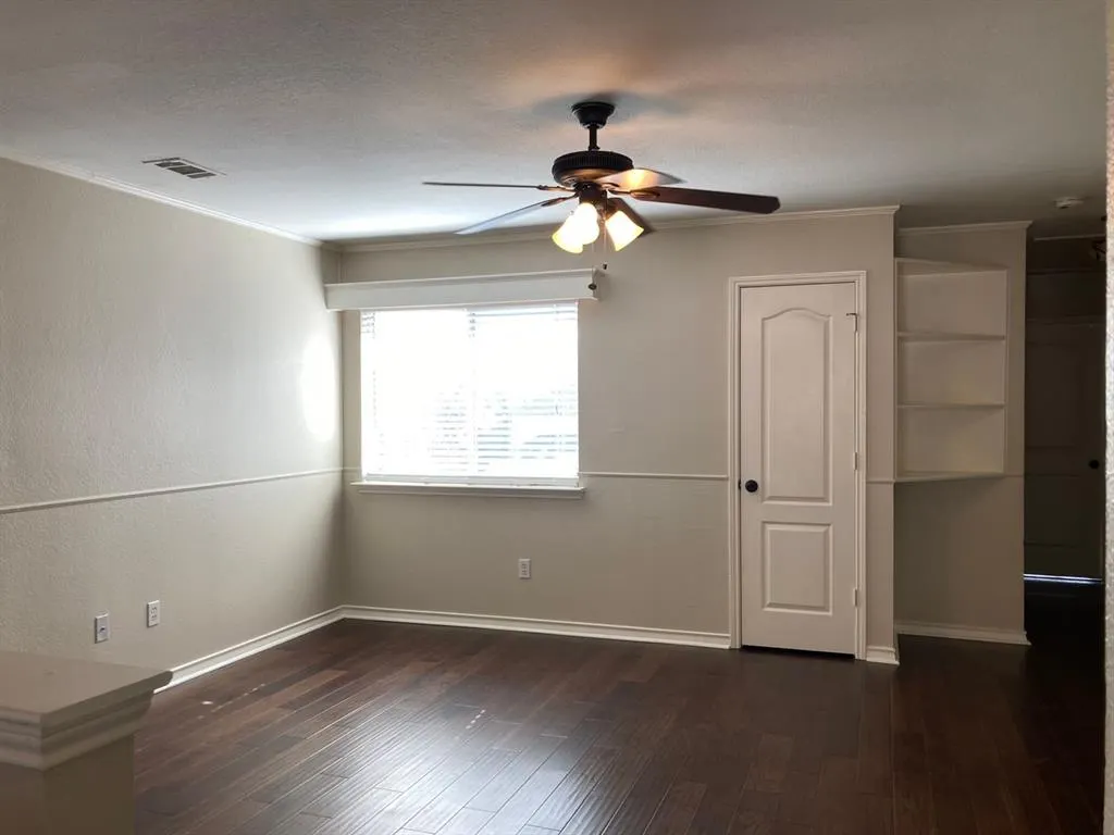 1046 Carlisle Drive