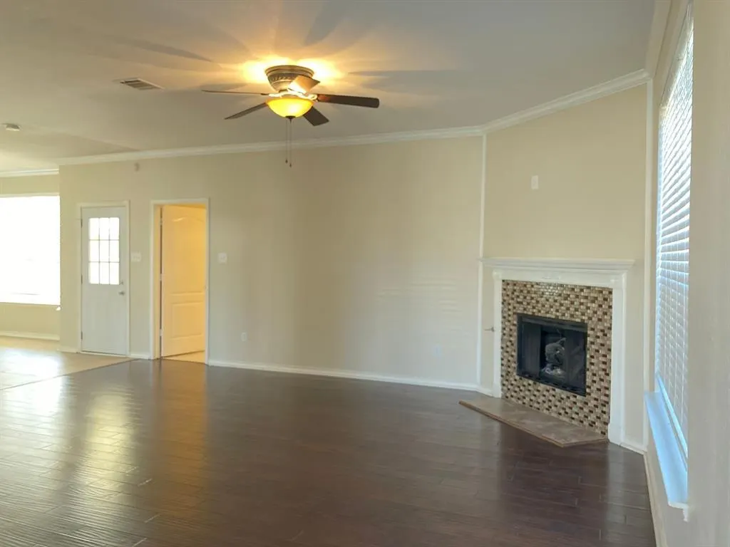 1046 Carlisle Drive