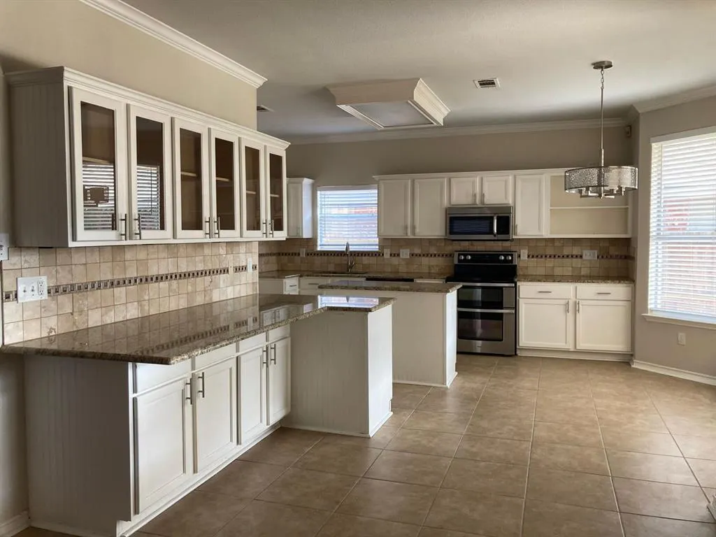 1046 Carlisle Drive