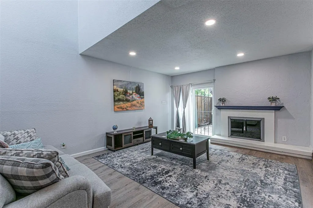 9326 Emberglow Lane