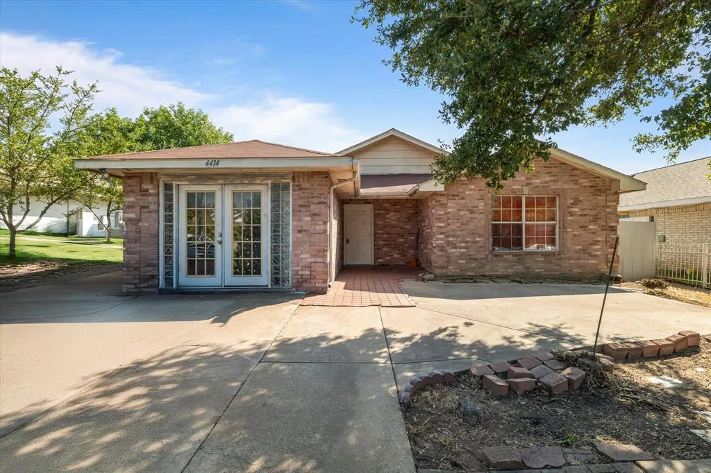 4414 Tierra Drive
