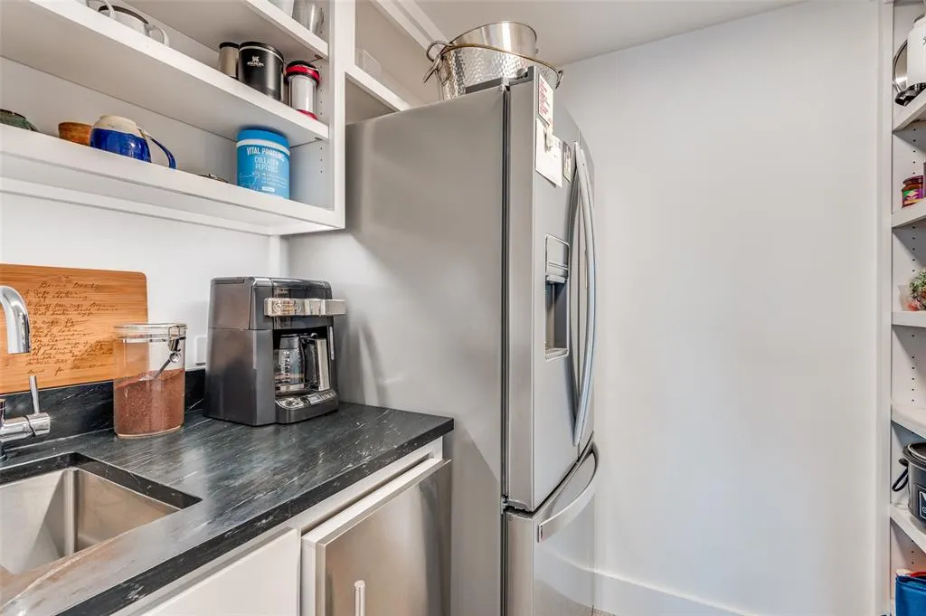 3310 Fairmount Street, #P2B