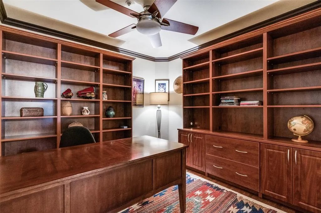 3401 Lee Parkway, #605