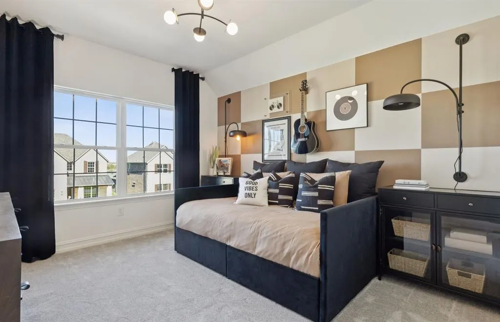 2613 Landmark Drive