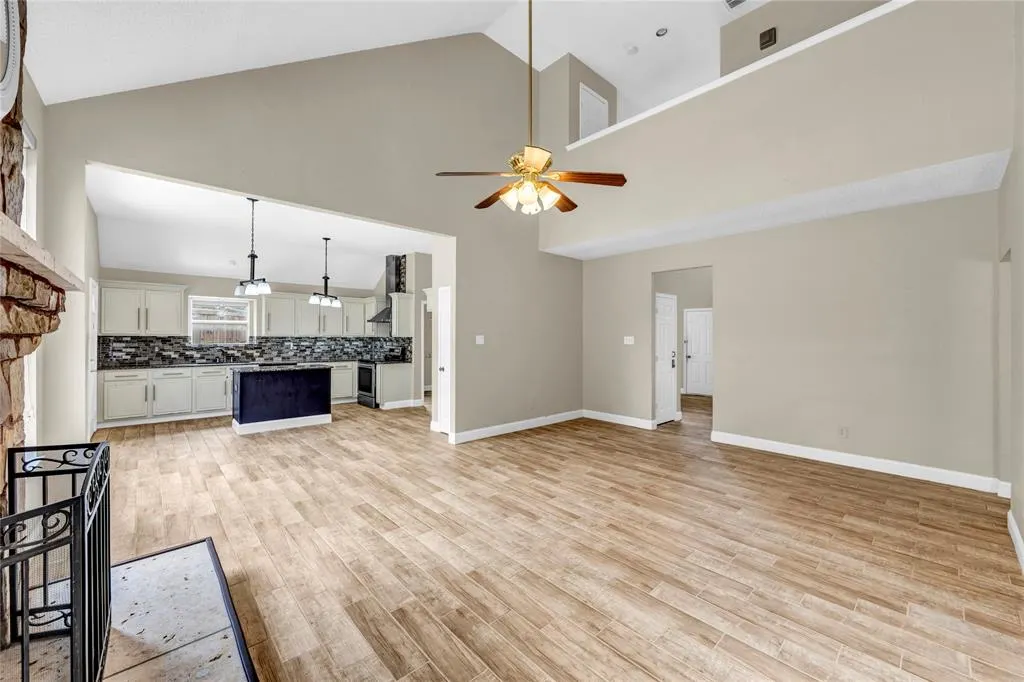900 Doral Circle