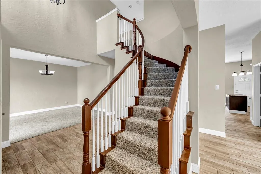 900 Doral Circle