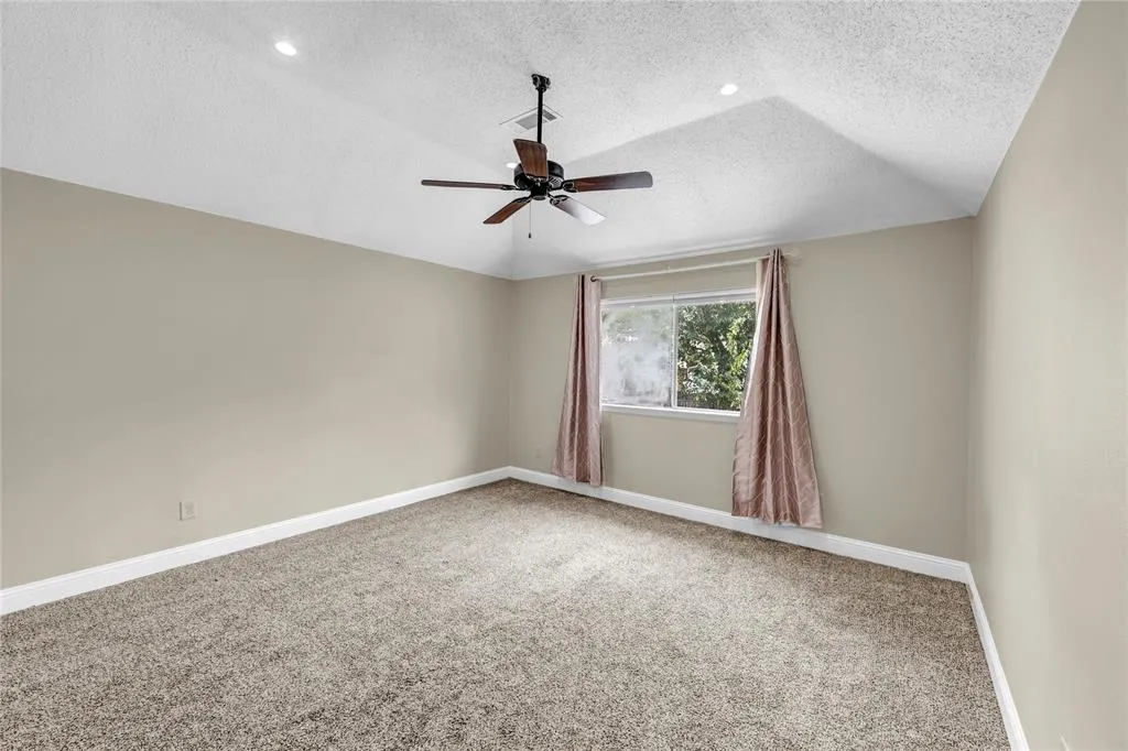 900 Doral Circle
