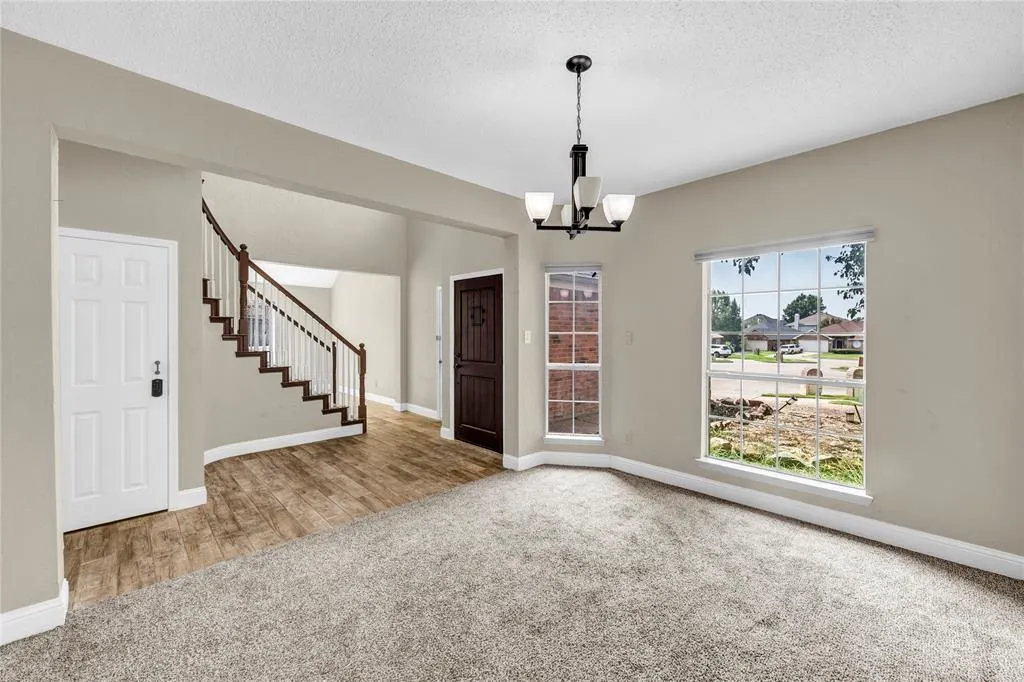 900 Doral Circle
