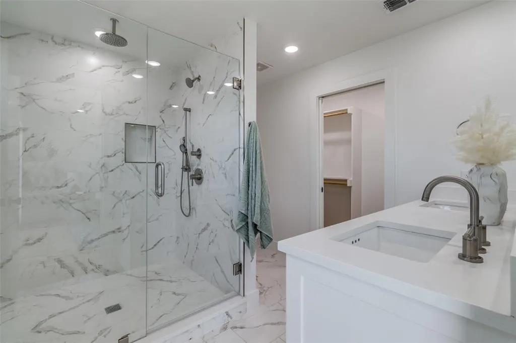 4701 San Jacinto Street, #103
