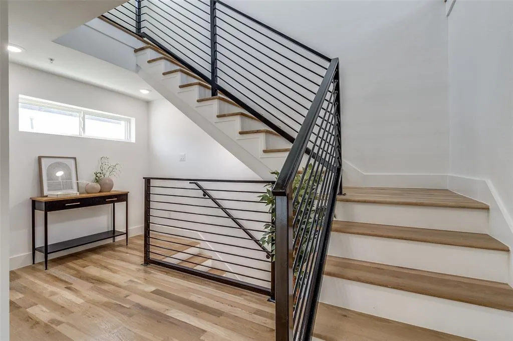4701 San Jacinto Street, #103