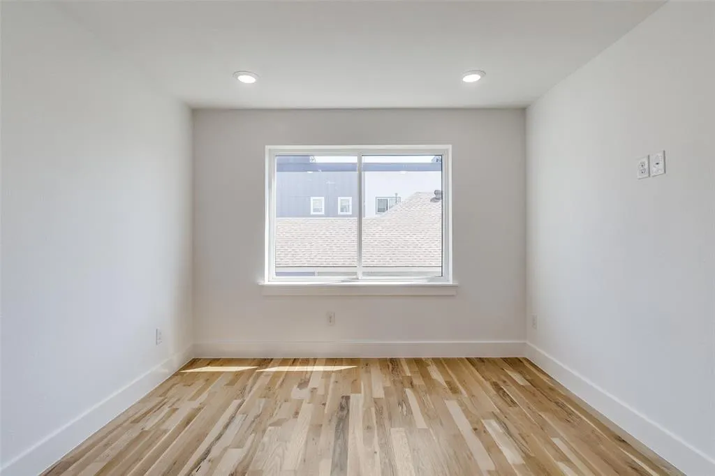 4701 San Jacinto Street, #103