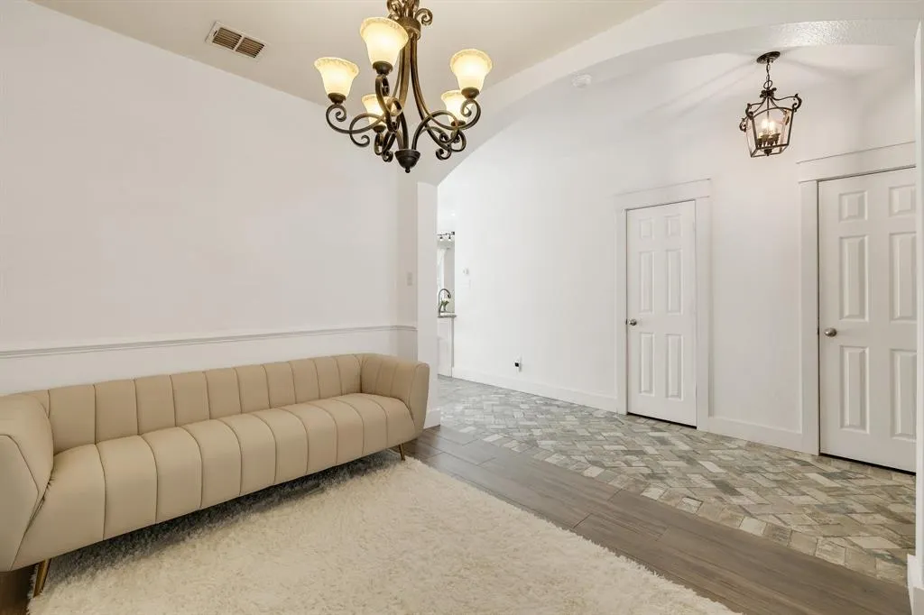 5104 Coney Island Drive