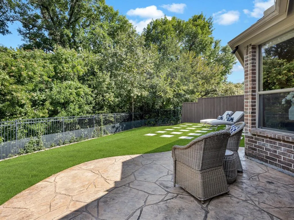 1416 Tangle Ridge Drive