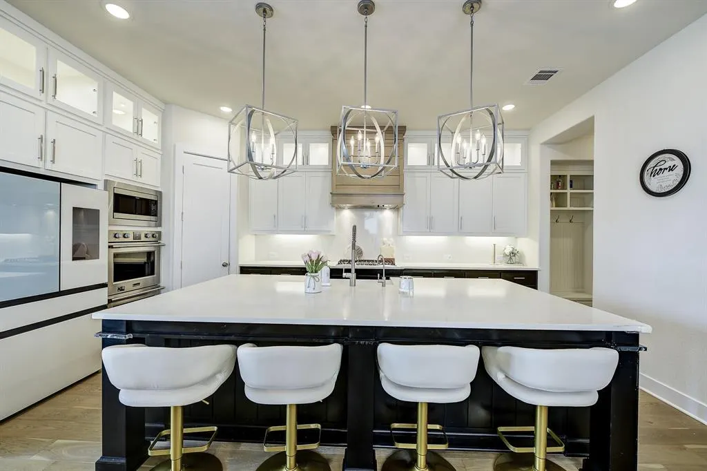 2361 Glen Heather Lane