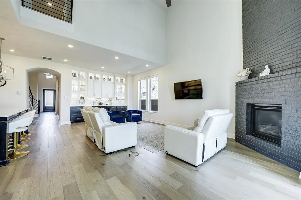 2361 Glen Heather Lane