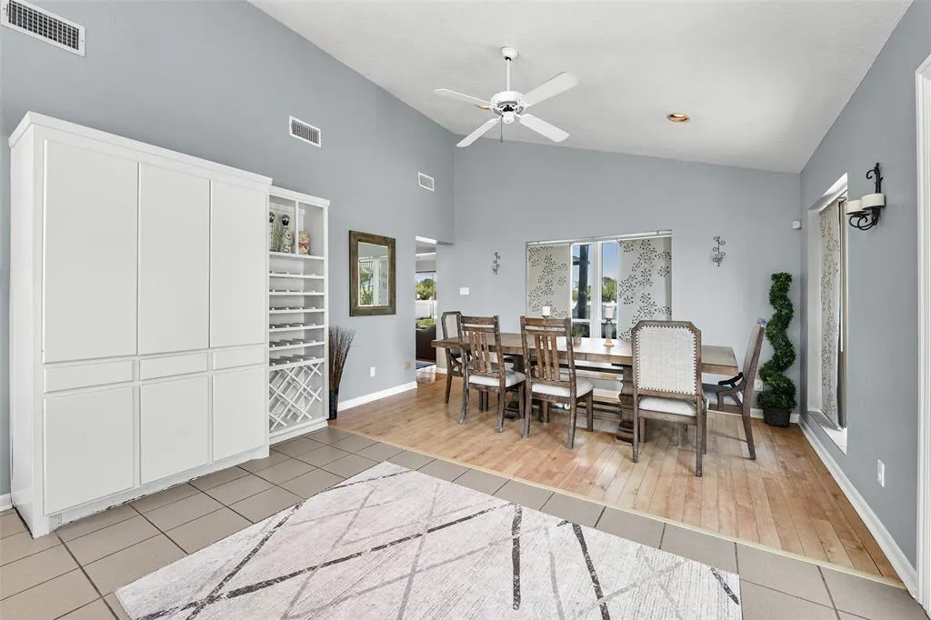 6140 Moss Rose Lane