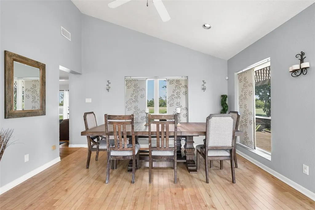 6140 Moss Rose Lane