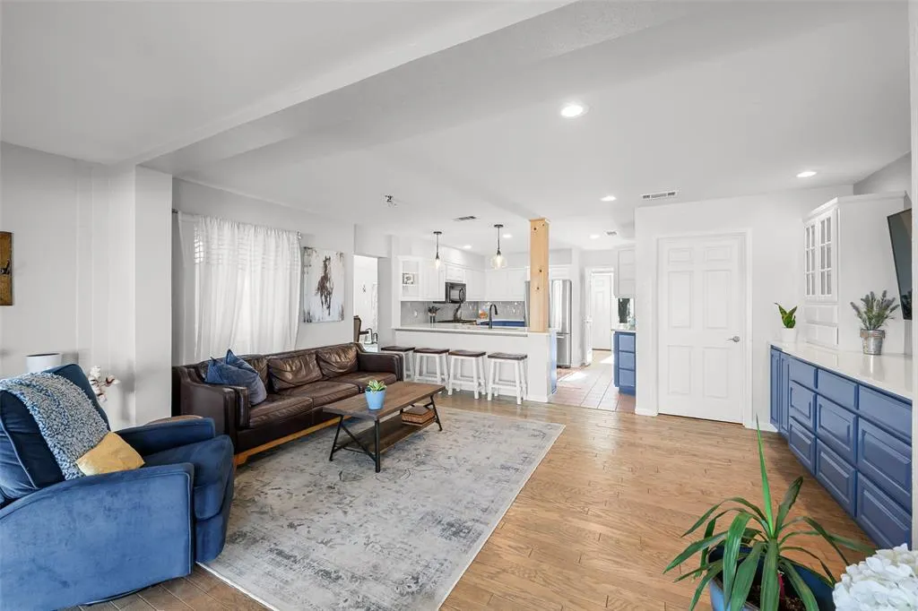6140 Moss Rose Lane