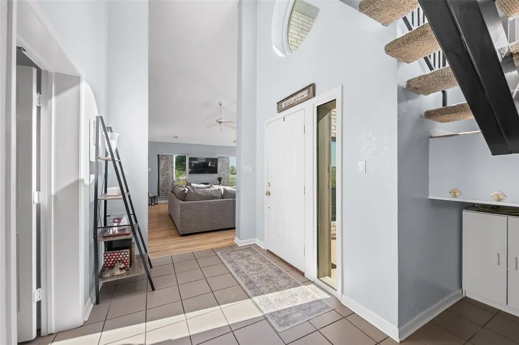 6140 Moss Rose Lane