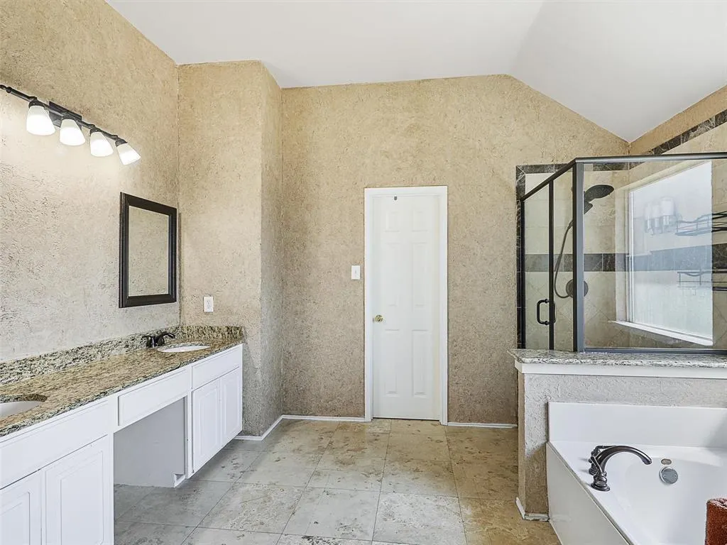 5609 Dark Forest Drive