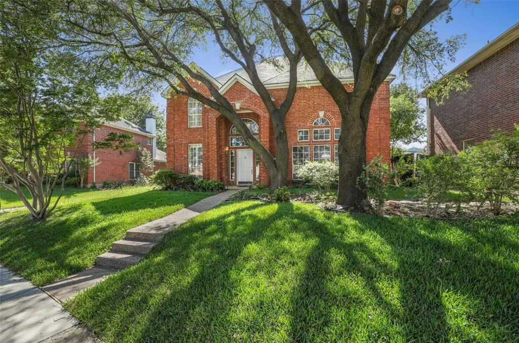 740 Fairlawn Street