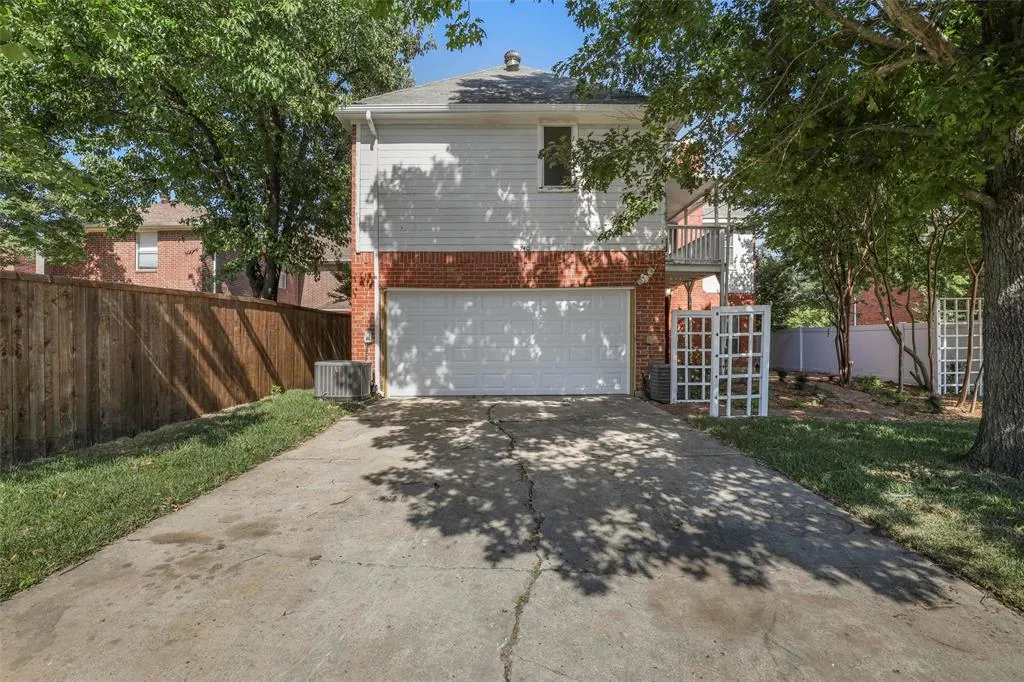 740 Fairlawn Street