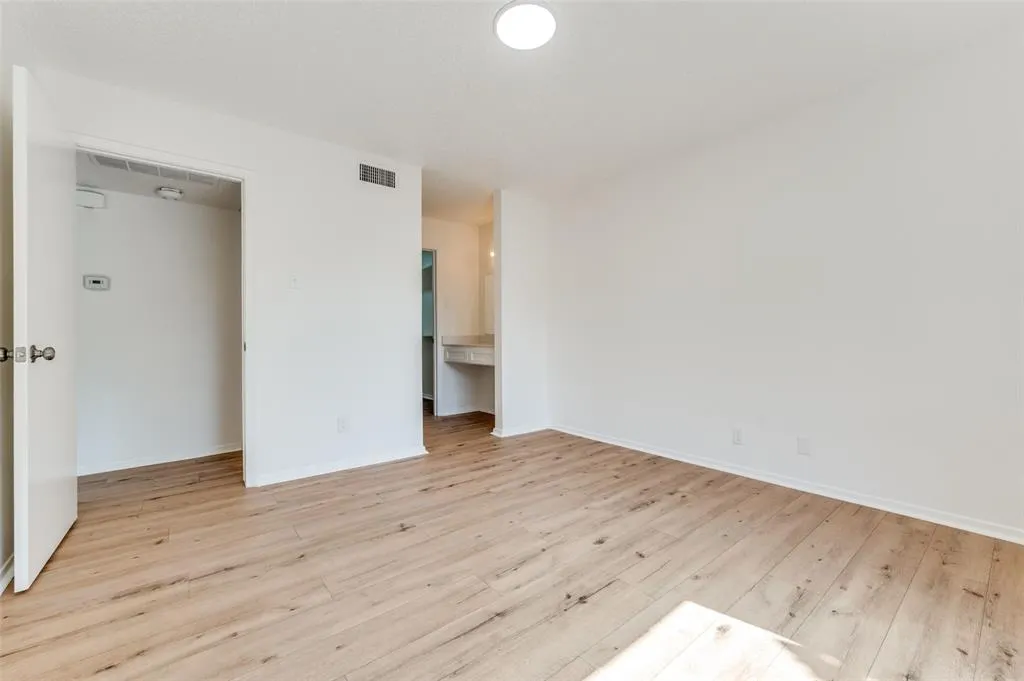4859 Cedar Springs Road, #337