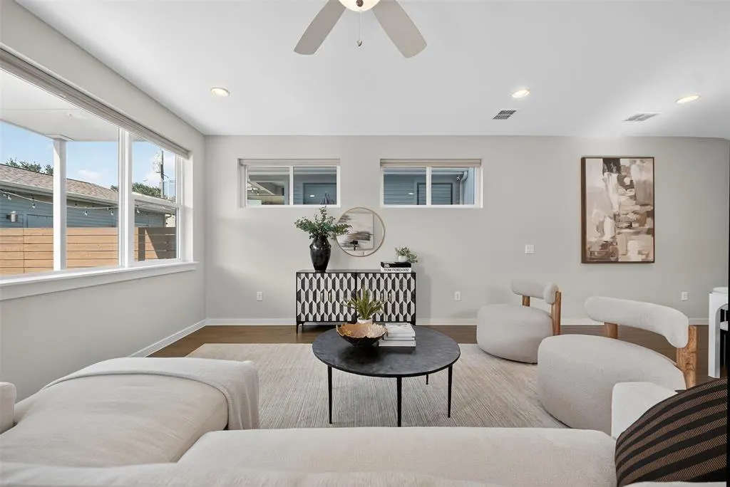 5333 Anita Street