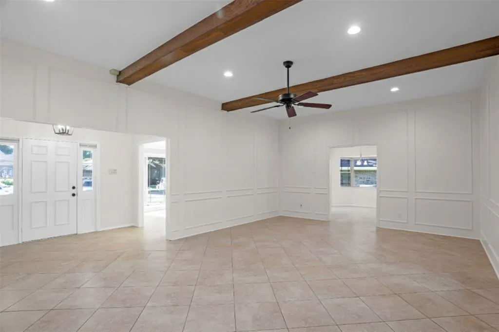 2209 Golden Willow Lane