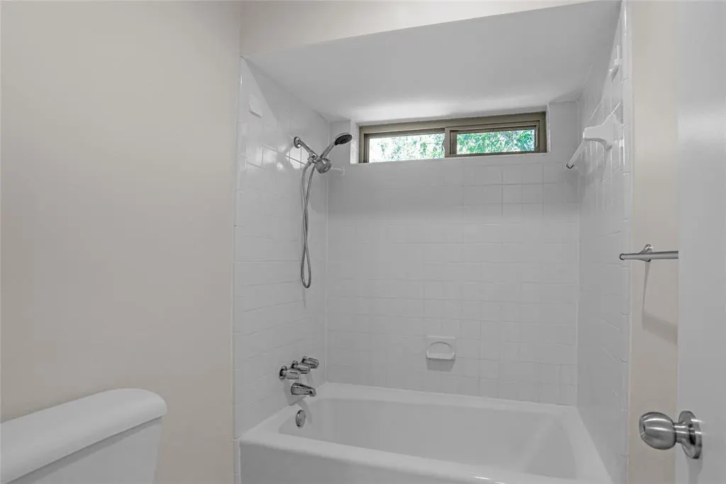 2209 Golden Willow Lane