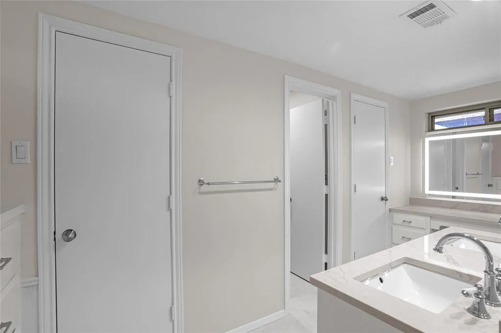 2209 Golden Willow Lane