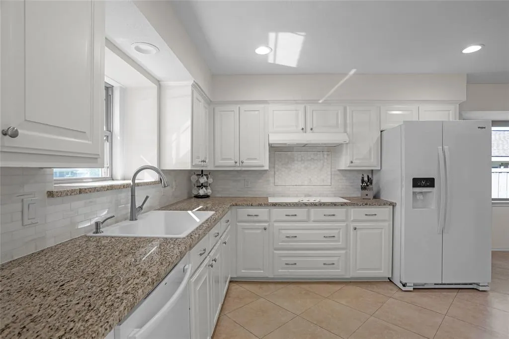 2209 Golden Willow Lane