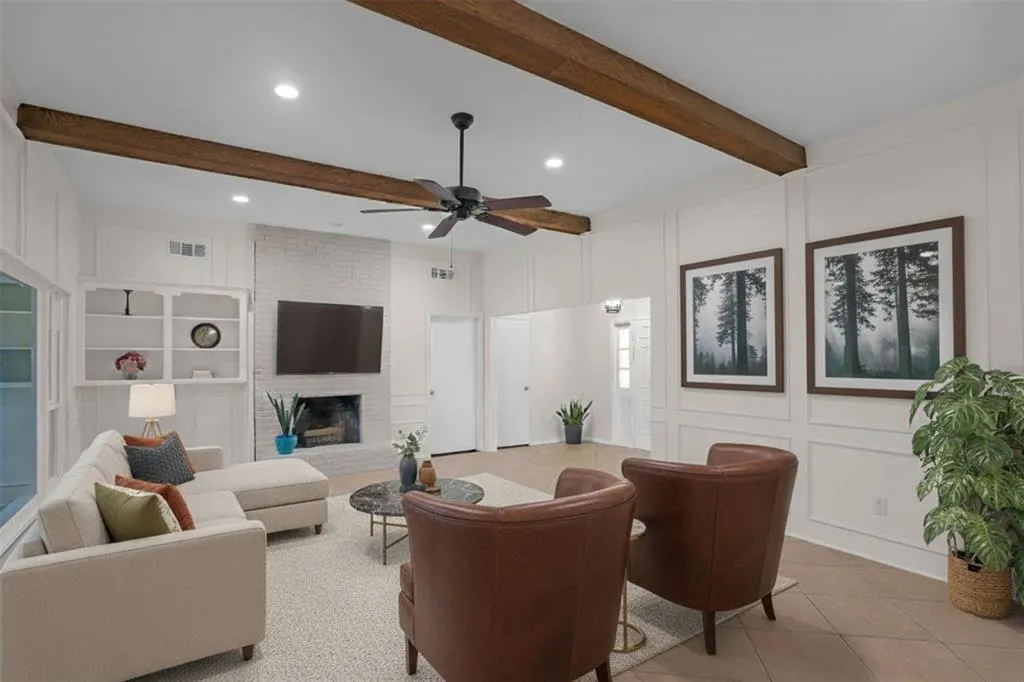 2209 Golden Willow Lane