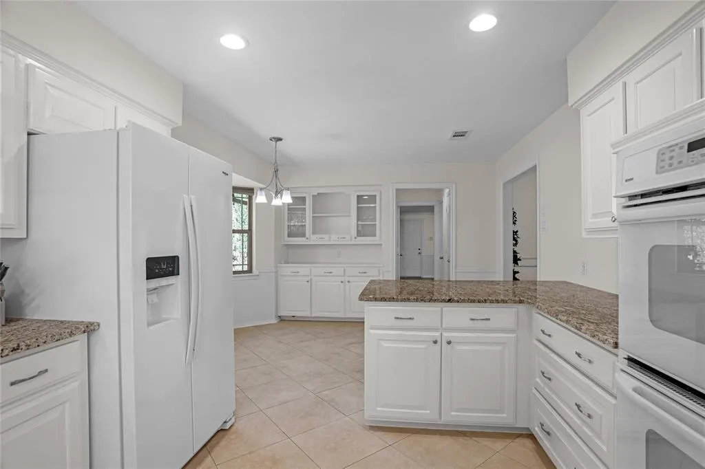 2209 Golden Willow Lane