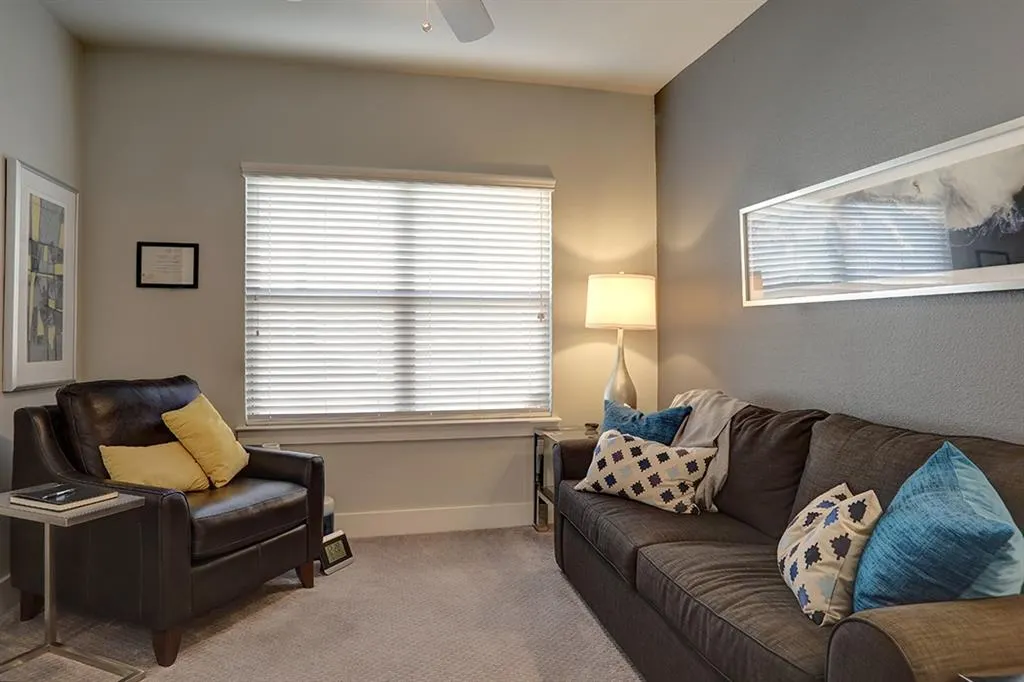 1310 Palm Canyon Drive