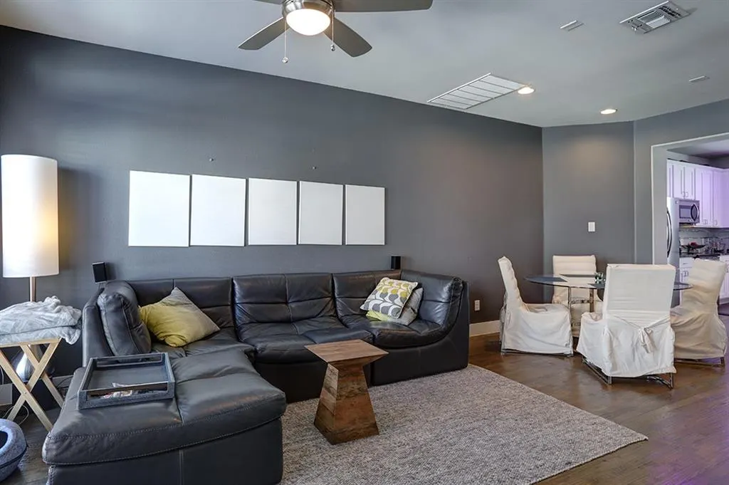 1310 Palm Canyon Drive