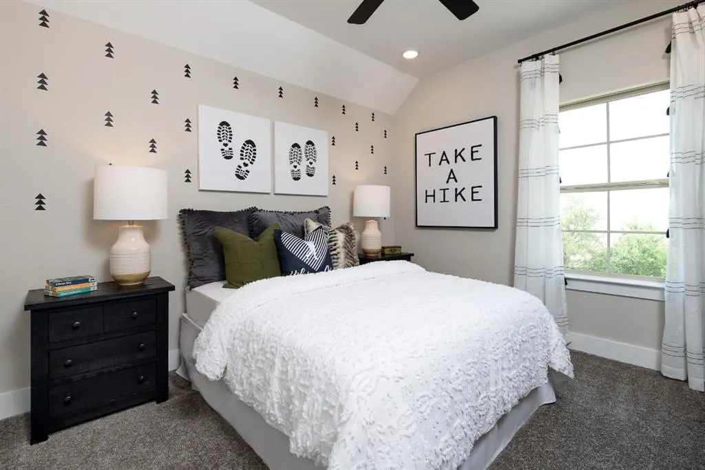 2704 Andesite Road