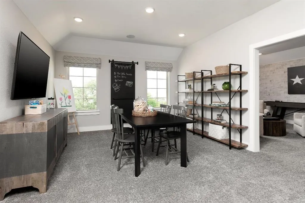 2704 Andesite Road