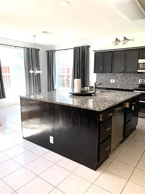 7813 Aqua Vista Drive